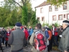 Erlauterungen von Jorn Wallacher beim Forsthaus Neuhaus